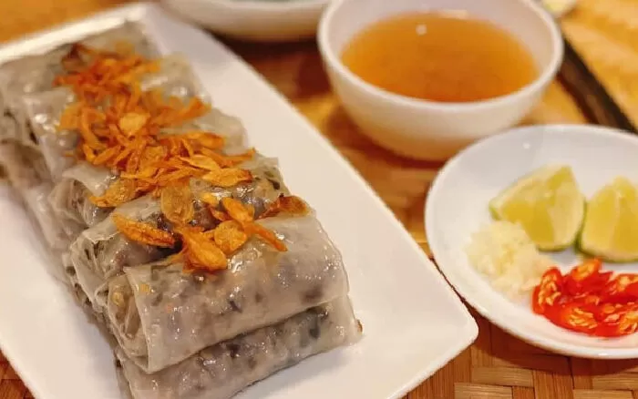 Bánh cuốn Thy