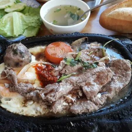 Bò né Lan Hương