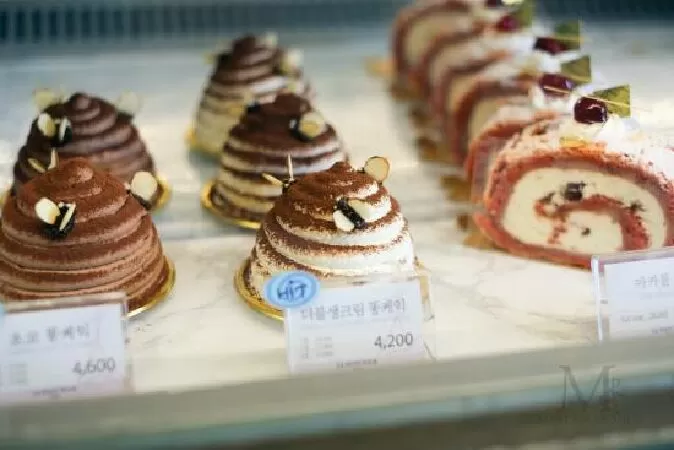 Le Petit Bake & Cake