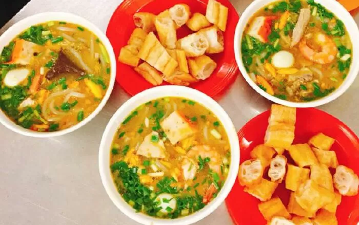 Bánh canh cua Nguyễn Công Trứ
