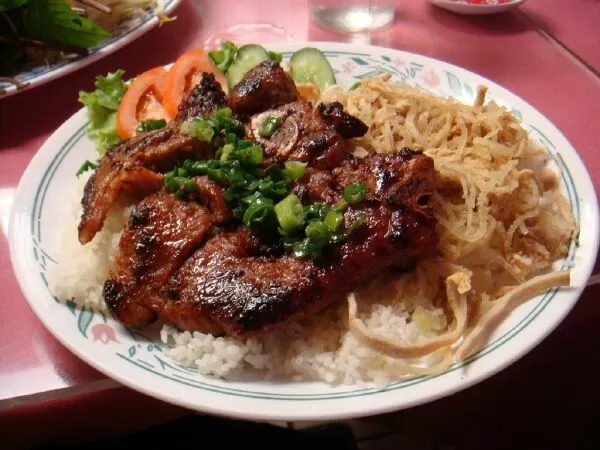 Hẻm 76 Hai Bà Trưng - Quận 1