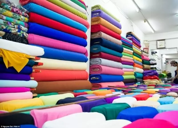 Huyền Vải Cân Hàn Nhật