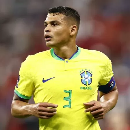 Thiago Silva - ĐT Brazil - 38 tuổi