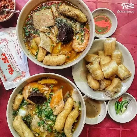 Bánh Canh Cua Út Lệ