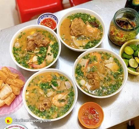 Bánh Canh Cua HIỀN