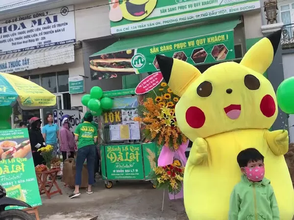 Mô hình bánh mì que Đà Lạt