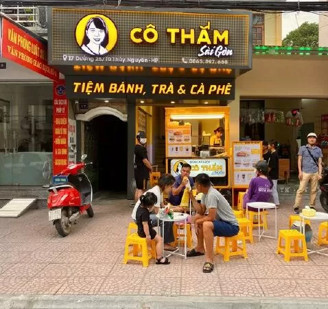 Bánh mì Cô Thắm Sài Gòn