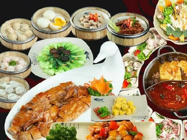 Kiều Hoa Quán