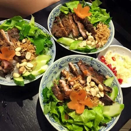 Bún thịt nướng The Faen