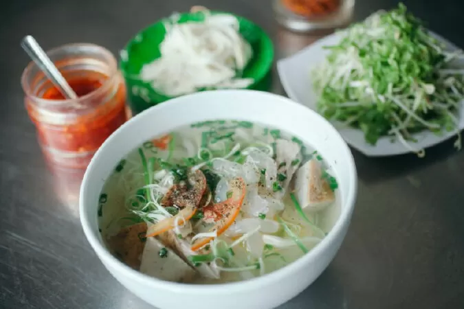Bún sứa cá Cô Ba