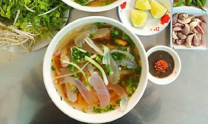 Bún Phở Cô Lan - Đặng Tất