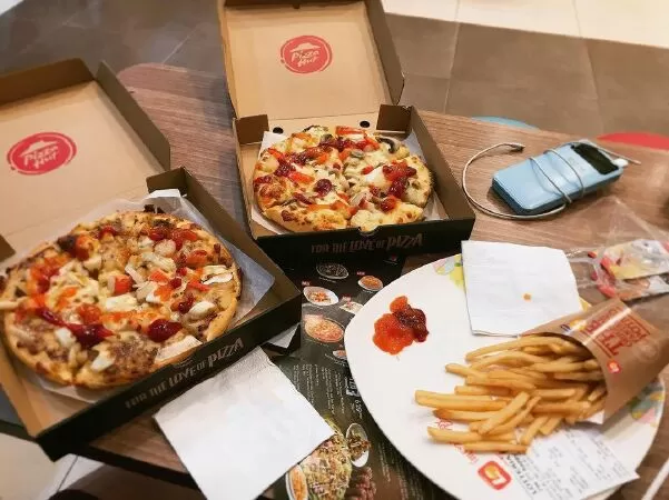 Pizza Pizzahut Cầu Giấy