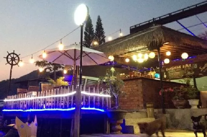 Sunshine Bar