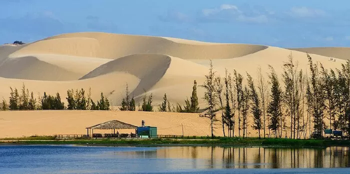 Nắng chiều đồi cát - Dương Huỳnh