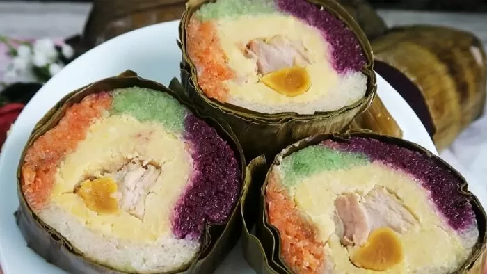 Bánh tét tại chợ An Lạc Cần Thơ