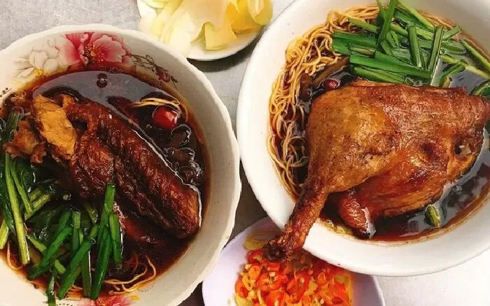 Mì vịt tiềm