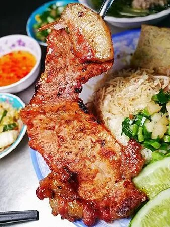 Cơm tấm hẻm 462 Nguyễn Tri Phương