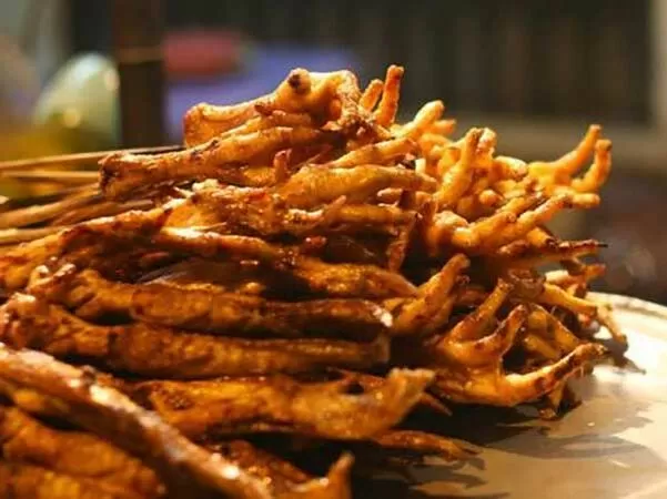 Chân Gà Nướng Phố Lý Văn Phức