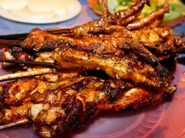 Chân Gà Nướng - Bà Triệu