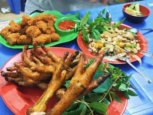 Ốc Mút & Chân Gà Nướng - Trần Đại Nghĩa