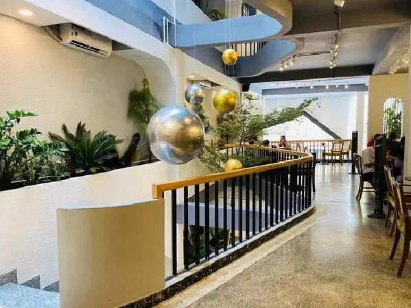 Sargon Bistro