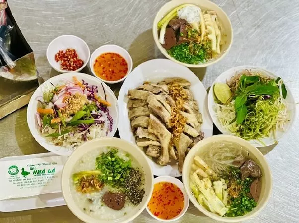 Quán Gốc Nhà Lá