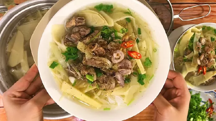 Miến gà, bún măng vịt Tuấn Thanh