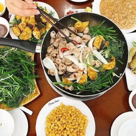 Quán chả cá Song Anh