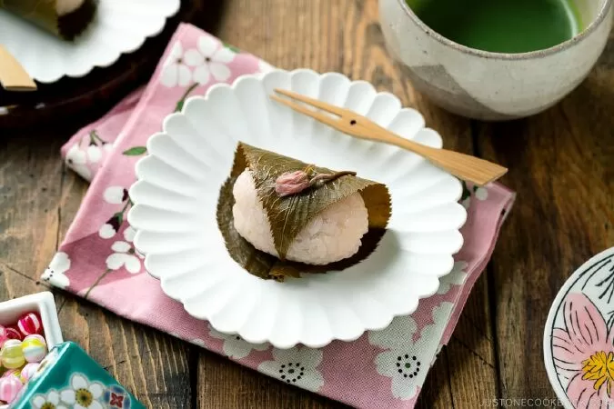Sakura mochi