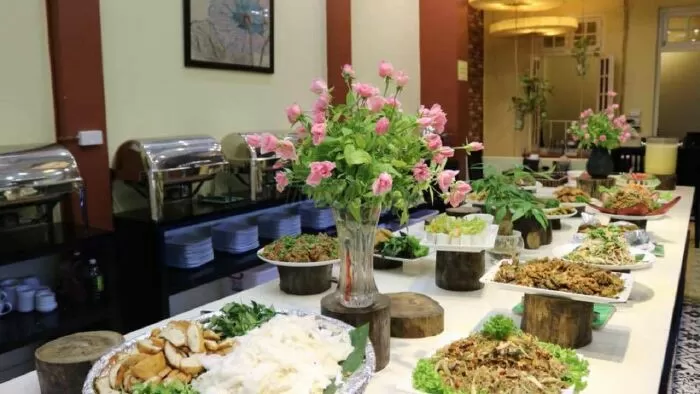 Nhà hàng chay Tuệ Giác