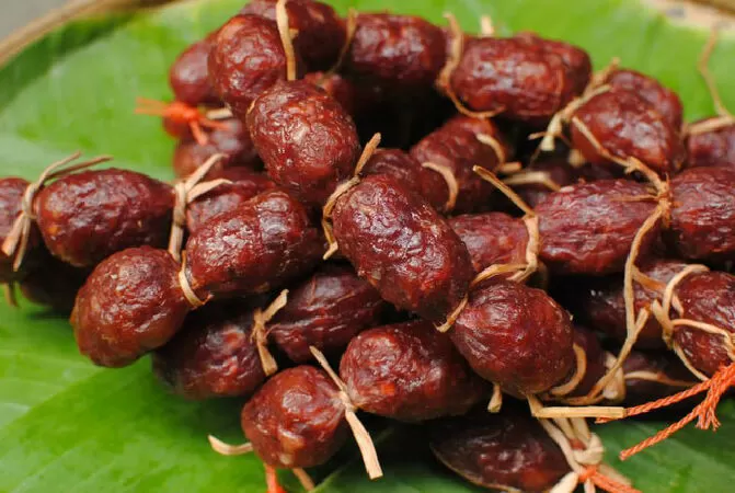 Tung Lò Mò (Lạp Xưởng Bò)