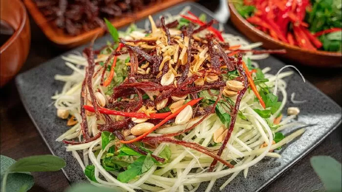 Gỏi bò khô