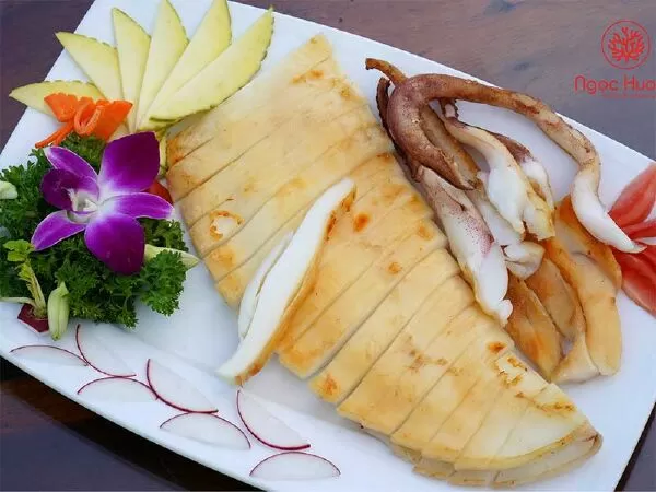 Đông Phương Quán