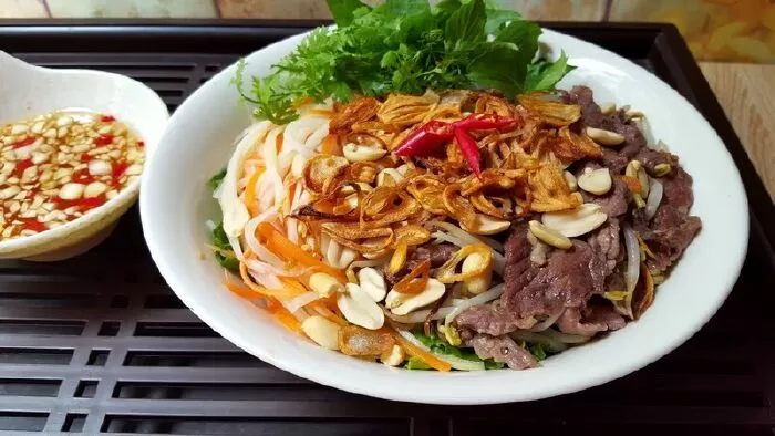 Bún bò Nam Bộ 79 Chùa Láng
