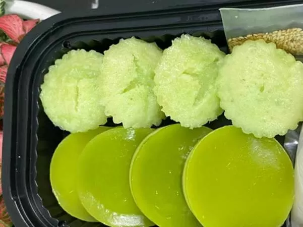 Tiệm Bánh Huyền Kòi