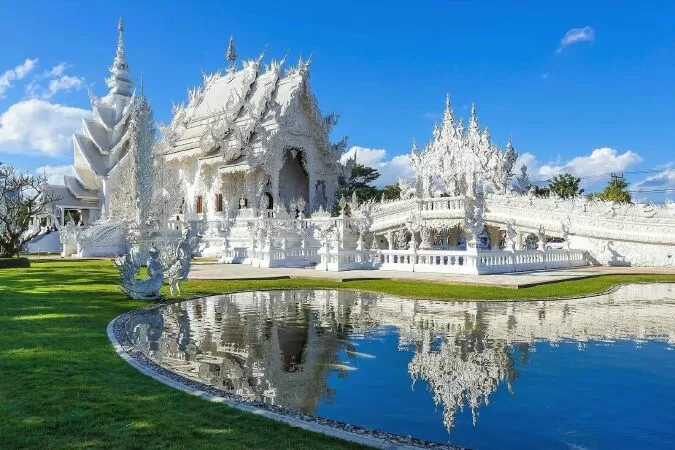 Chùa Wat Rong Khun, Thái Lan