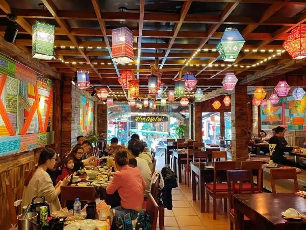 Nhà Hàng Viet Deli