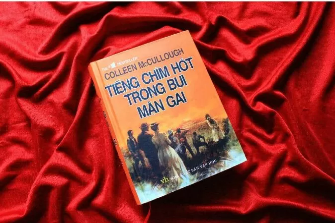 Tiếng Chim Hót Trong Bụi Mận Gai