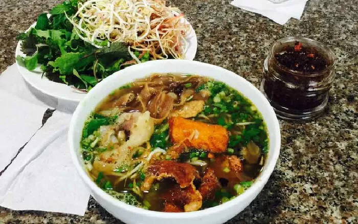 Bún Cá Cay 121 Lê Lợi