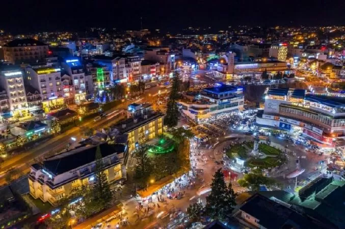 Chợ đêm Đà Lạt