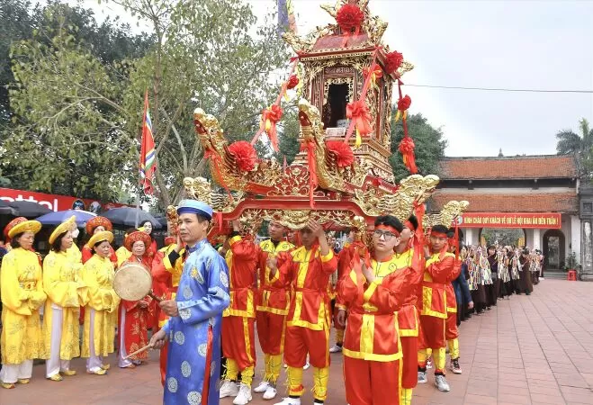 Bài số 10 - Lễ hội khai ấn đền Trần