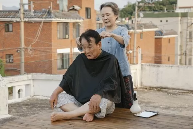 Điều Ba Mẹ Không Kể (Romang)