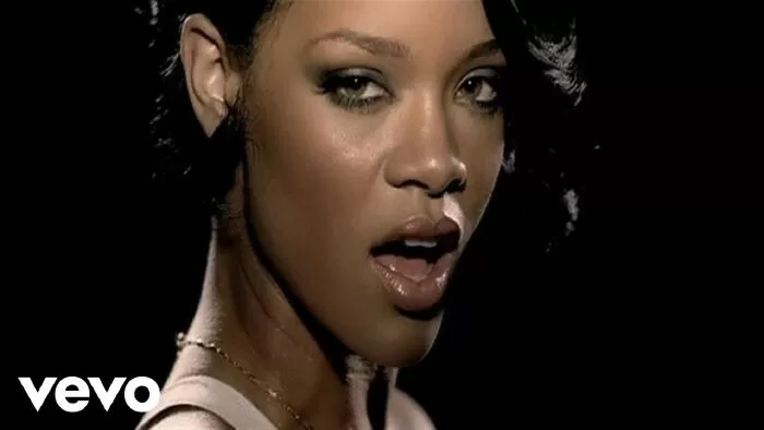 Top 10 Bài hát hay và cuốn hút nổi tiếng nhất của Rihanna