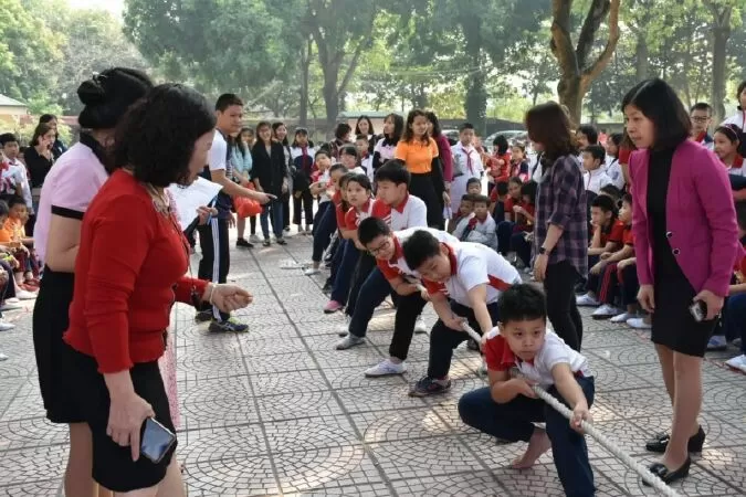 Đoạn văn tả trận kéo co - mẫu 2