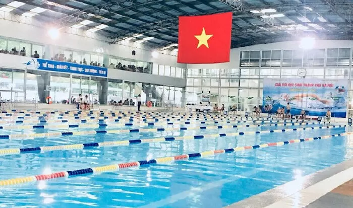 Đoạn văn tả trận bơi lội - mẫu 1