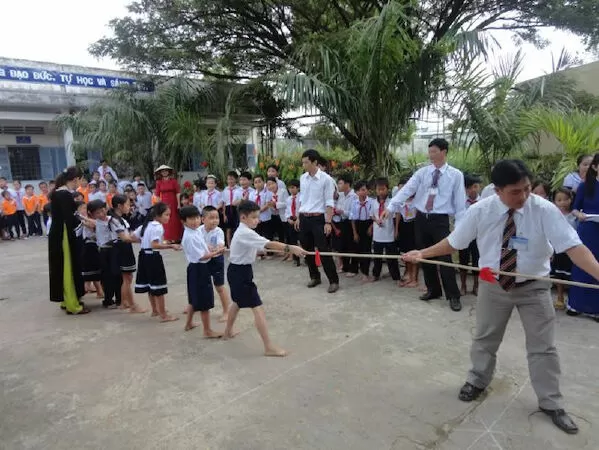 Đoạn văn tả trận kéo co - mẫu 3
