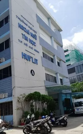 Đại học Quốc tế và Đại học Ngoại ngữ - Tin học TP.HCM