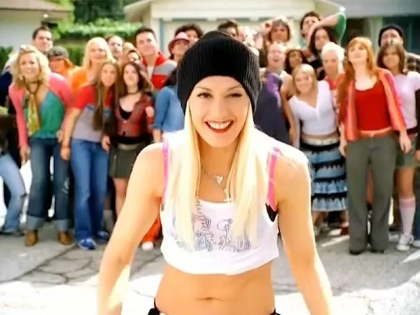 Hollaback Girl