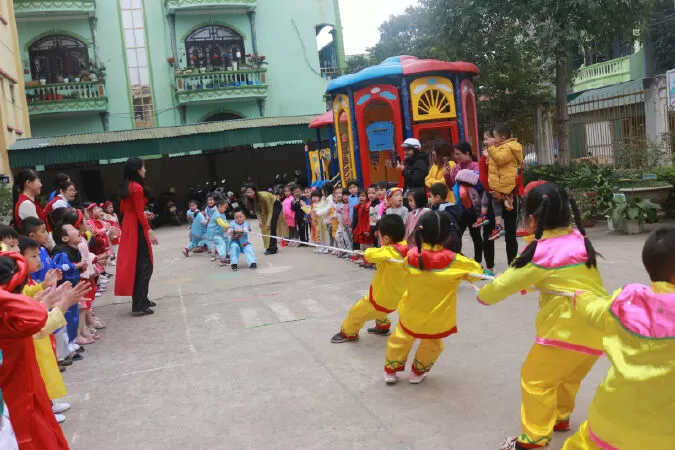 Đoạn văn kể trò chơi ngày hội - mẫu 1