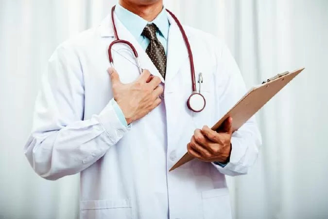 Top 12 đoạn văn kể về người bác sĩ hay nhất lớp 3